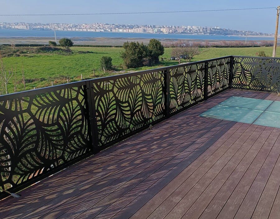 Barandilla de diseño en corte laser