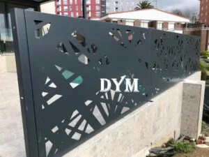 Valla de diseño Valla metálica en corte laser
