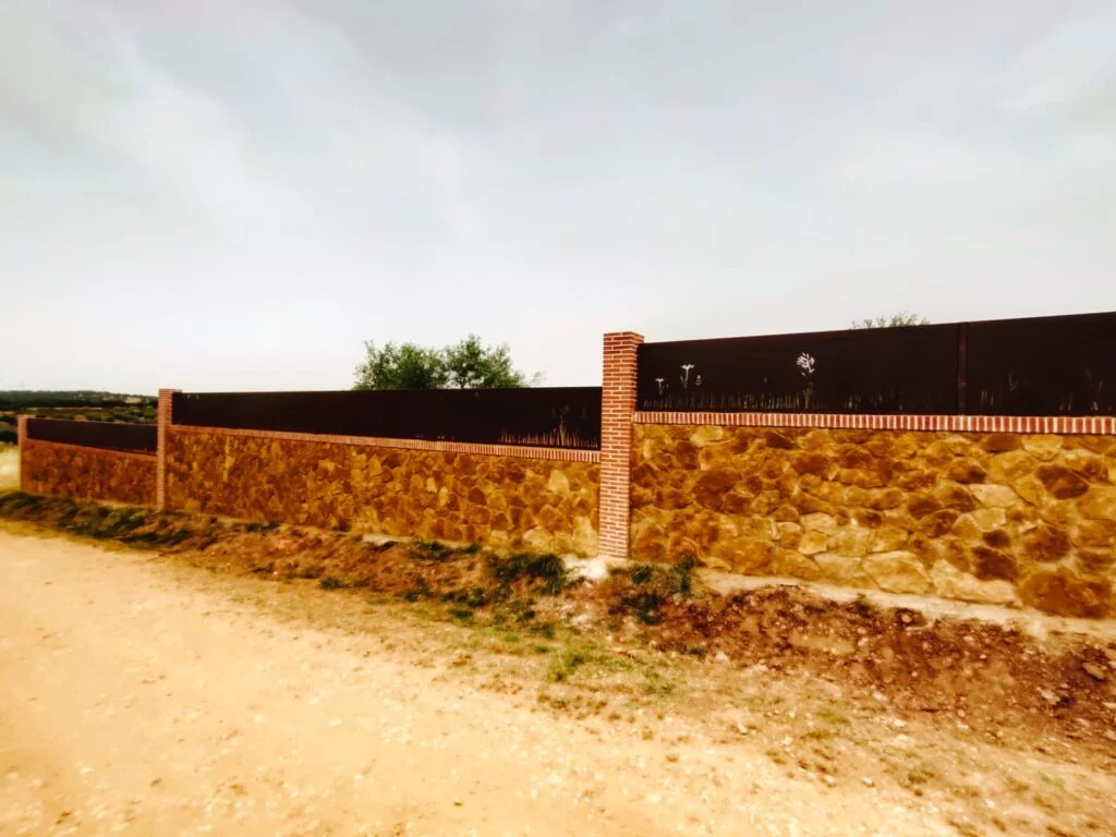 Valla metalica Valla metálica en corte laser